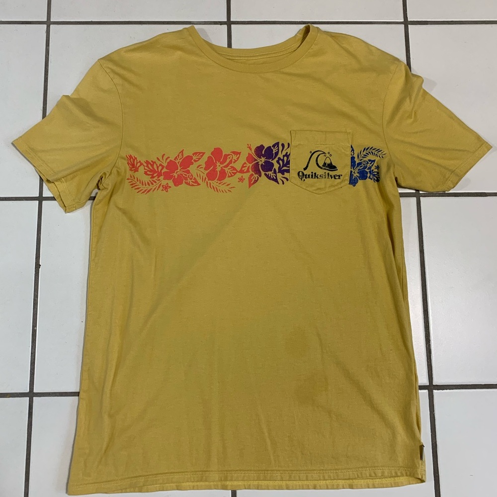 Quicksilver Men’s Regular Fit T-Shirt Size (M)